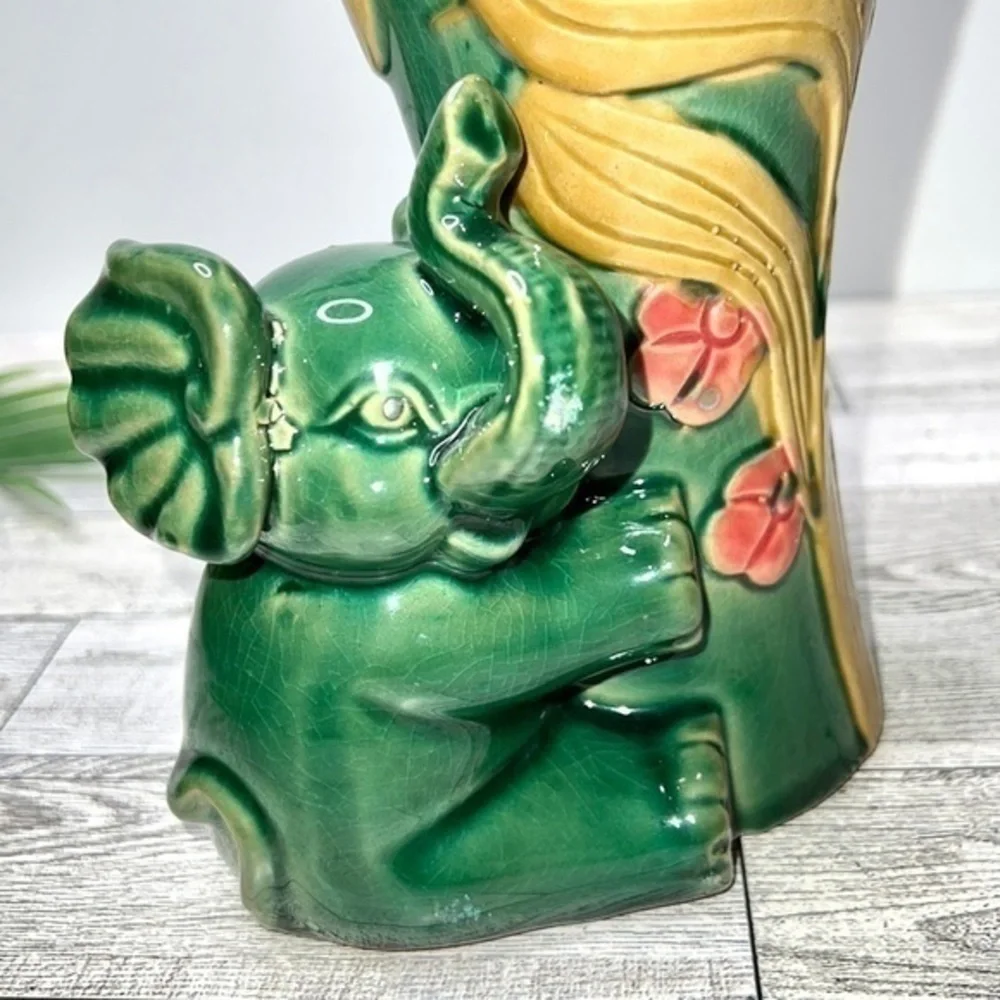 N/A green majolica
